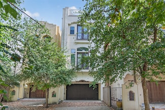 1821 W 24th St, Houston, TX 77008