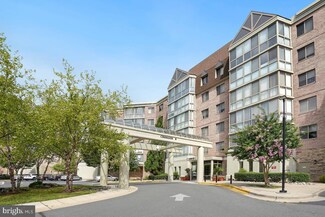 2901 S Leisure World Blvd Unit 135, Silver Spring, MD 20906