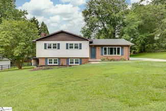 211 Hillandale Rd, Liberty, SC 29657