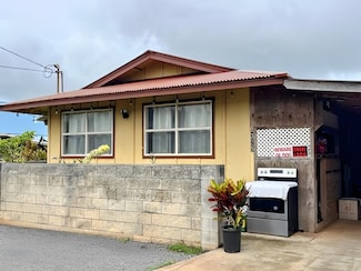 325 Gay St, Lanai City, HI 96763