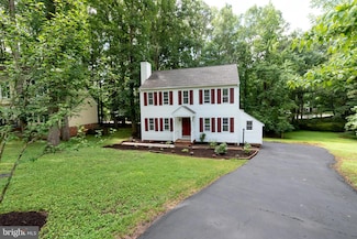 6011 Mill Spring Ct, Midlothian, VA 23112