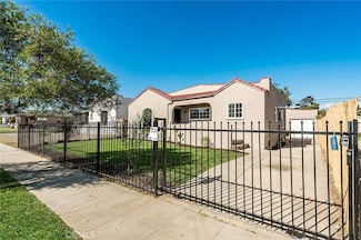 1453 W 84th St, Los Angeles, CA 90047