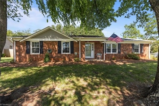 202 Stokes Forest Dr, King, NC 27021
