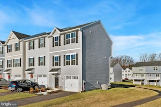 15 Rose Glen Ct, Coatesville, PA 19320