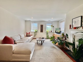89 Church St Unit 3, Charleston, SC 29401