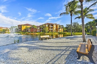 15585 Ocean Walk Cir Unit 313, Fort Myers, FL 33908