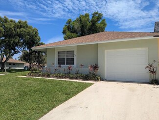 4860 Regina Ct, West Palm Beach, FL 33415