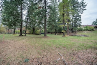 1327 1st Ave E, Columbia Falls, MT 59912