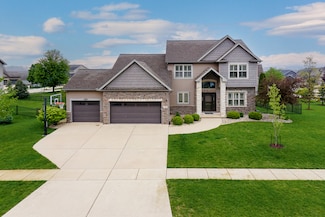 5108 Londonderry Rd, Bloomington, IL 61705