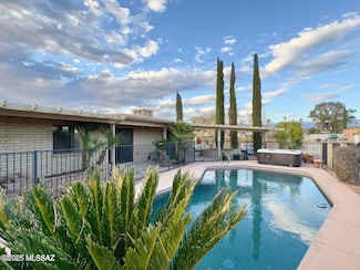 2101 S Darling Ave, Tucson, AZ 85710