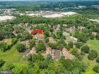 221 Sassafras Ct, Warrington, PA 18976