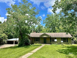 301 Woodland Dr, Brewton, AL 36426