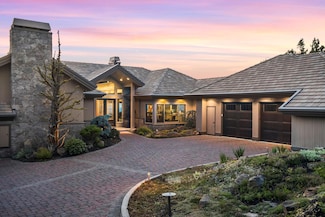 2806 NW Nightfall Cir, Bend, OR 97701