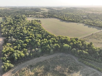 372 Cr 1140, Minco, OK 73059
