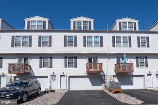 6 Riverwatch Ct Unit 6, Essington, PA 19029