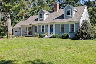 23 Mast Hill Rd, Hingham, MA 02043