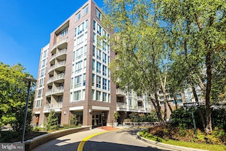 513 W Broad St Unit 510, Falls Church, VA 22046