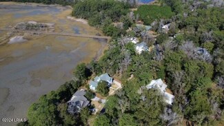 341 de La Gaye Point, Beaufort, SC 29902