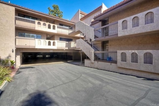2564 Navarra Dr Unit 115, Carlsbad, CA 92009