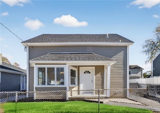 72 Stowe Ave, Riverside, RI 02915