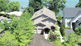 250 Whitney Rd, Lake Zurich, IL 60047