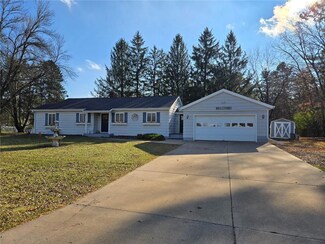 460 Elm Ave W, Menomonie, WI 54751