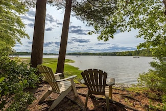 27 Clearwater Dr, Dover, NH 03820