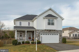 18474 Quantico Gateway Dr, Triangle, VA 22172