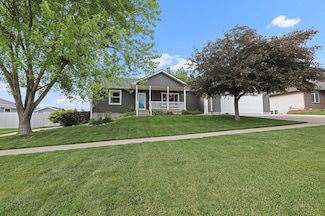 502 E Kayla Ln, Prairie City, IA 50228