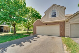 89 King Dr, Streamwood, IL 60107