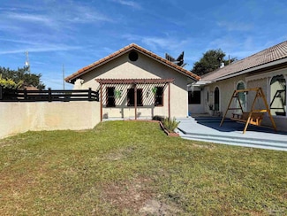 2076 Wind Trace Rd S, Navarre, FL 32566