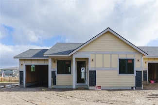 109 7th St SW, Long Beach, WA 98631