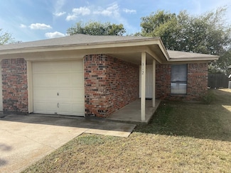 312 Briar Cir W, Crowley, TX 76036