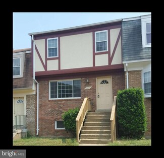 1104 Thomas Jefferson Place, Fredericksburg, VA 22405