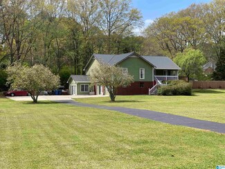 207 Sycamore Ln, Alabaster, AL 35007