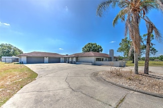 6709 W Knights Griffin Rd, Plant City, FL 33565