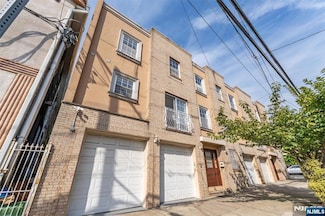 35 Clark St Unit A, Newark, NJ 07104