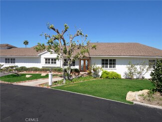 4 Chesterfield Rd, Rolling Hills, CA 90274