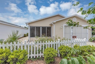 2714 Moncayo Ave, The Villages, FL 32162