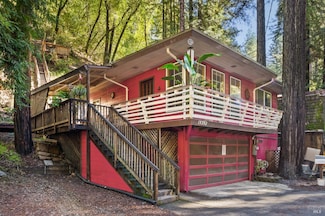 15352 Canyon 3 Rd, Rio Nido, CA 95471