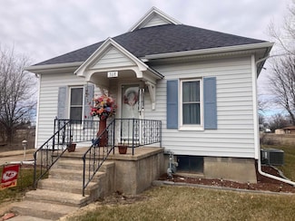 308 W Santa fe Ave, Holyrood, KS 67450