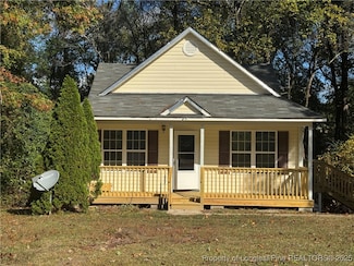 6126 Lonestar Rd, Fayetteville, NC 28303