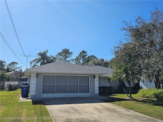 3409 Bolide St, Sebring, FL 33872