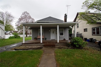 76 Henry St, Roosevelt, NY 11575