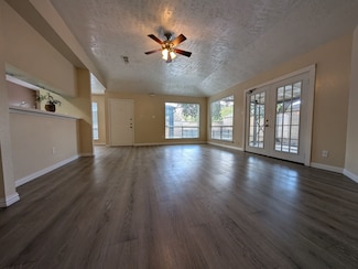 10607 Staghill Dr, Houston, TX 77064