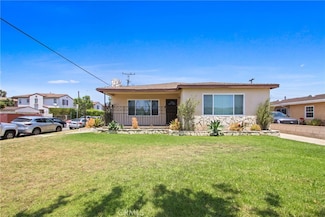 3857 W 135th St, Hawthorne, CA 90250