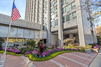 3600 N Lake Shore Dr Unit 624, Chicago, IL 60613