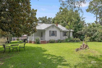 402 E Orange Ave, Foley, AL 36535