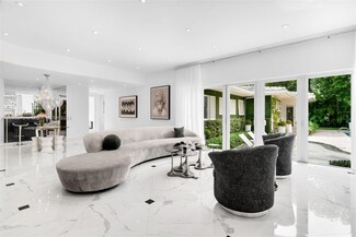 4501 Nautilus Dr, Miami Beach, FL 33140