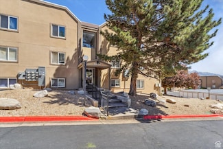 5630 Meadow Ln Unit 175, Ogden, UT 84403